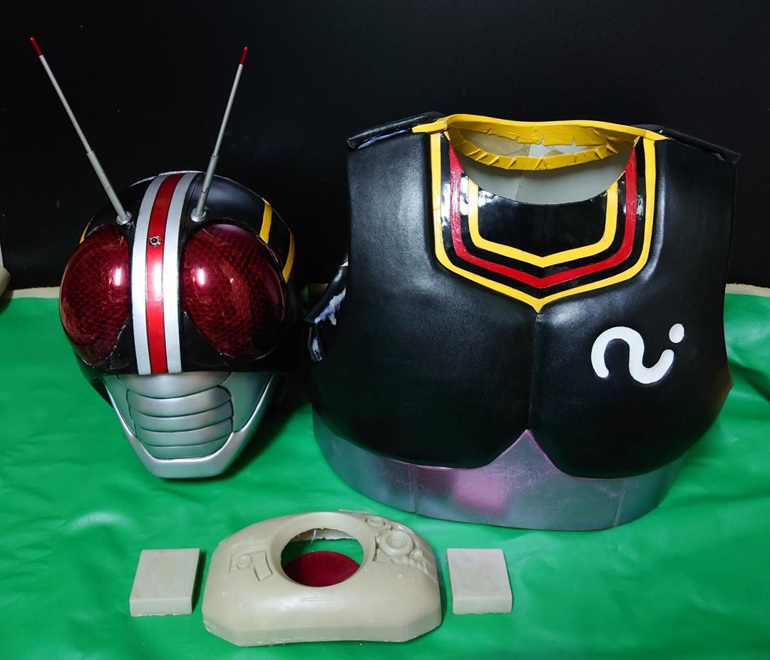 ヤフオク! - 仮面ライダー BLACK 1/1 コスチューム マスク