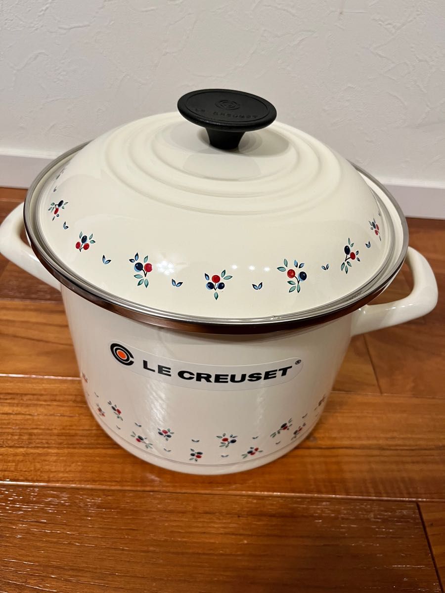 レア! LE CREUSET ココットロンド プチフルーツ 24cm-