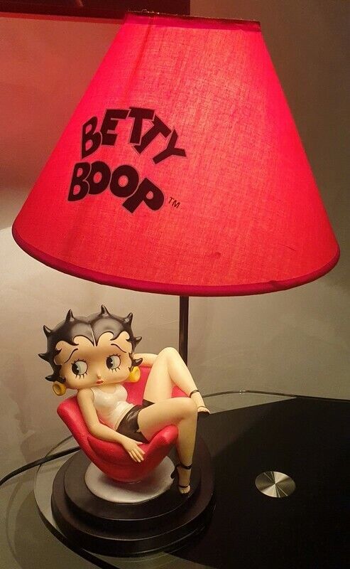ベティちゃん ベティ ベティ・ブープ Betty Boop 限定 レア 入手困難 フィギュア 人形 希少 ランプ スタンドランプ