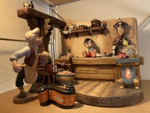 話題の行列 Disney　WDCC フィギュア　　人形 ディズニー　ピノキオ　ジミニー・クリケット　ゼペット　フィガロ　限定　レア　入手困難 ピノキオ