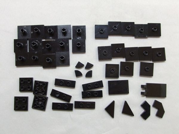 H291　LEGO　黒　バラパーツ　特殊タイル　約47個セット　まとめてセット_画像1