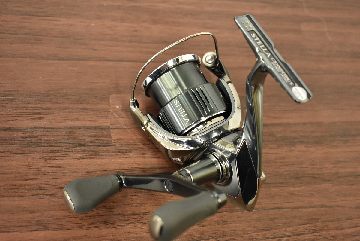 程度良好品☆】シマノ 22 ステラ C3000SDHHG SHIMANO STELLA ダブル