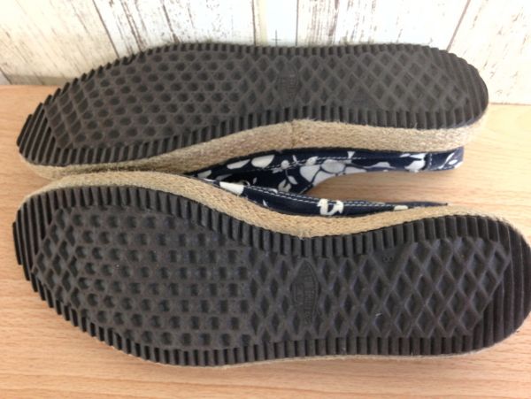 美品・VANS/バンズ サーフシリーズ エスパドリーユ スリッポン 26センチ　花柄 春夏物 サマーシューズ_画像2