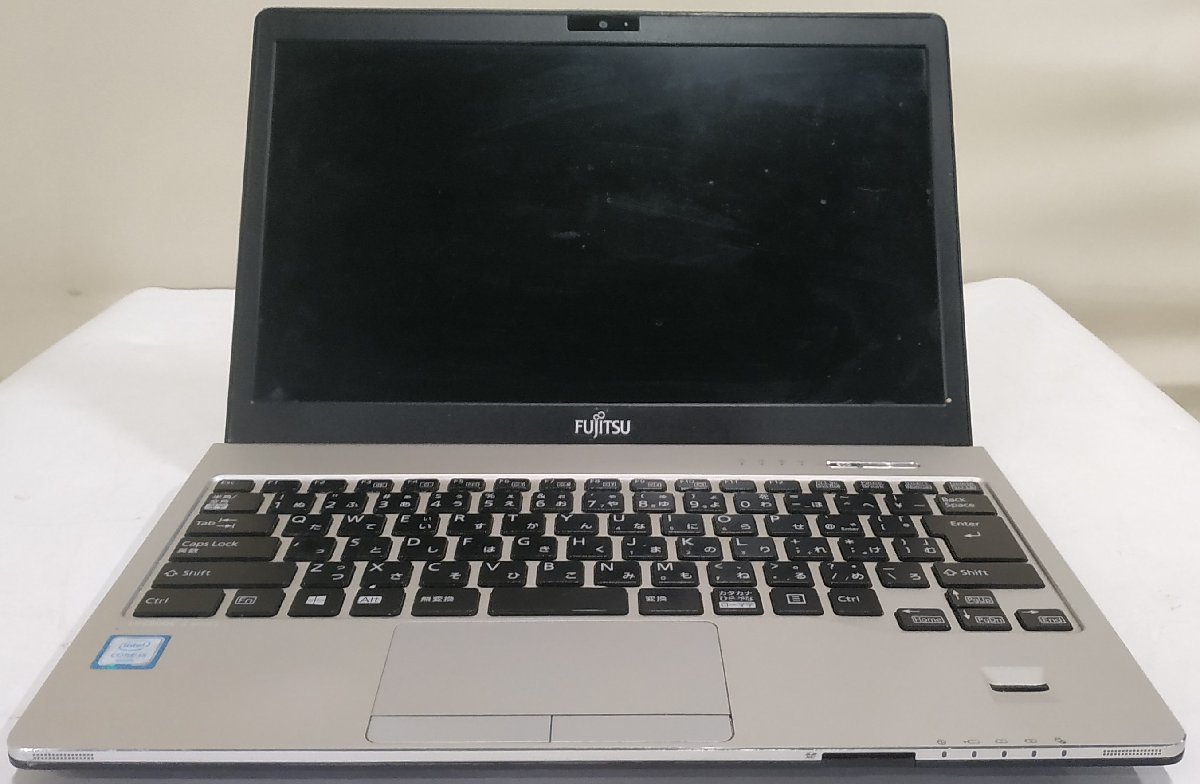 【埼玉発】【FUJITSU】LifeBook s936/M Corei5-6300U@2.4GHz / 8GB RAM / 256GB SSD / 13.5インチ ※カメラ不良※　(5-1150)_画像1