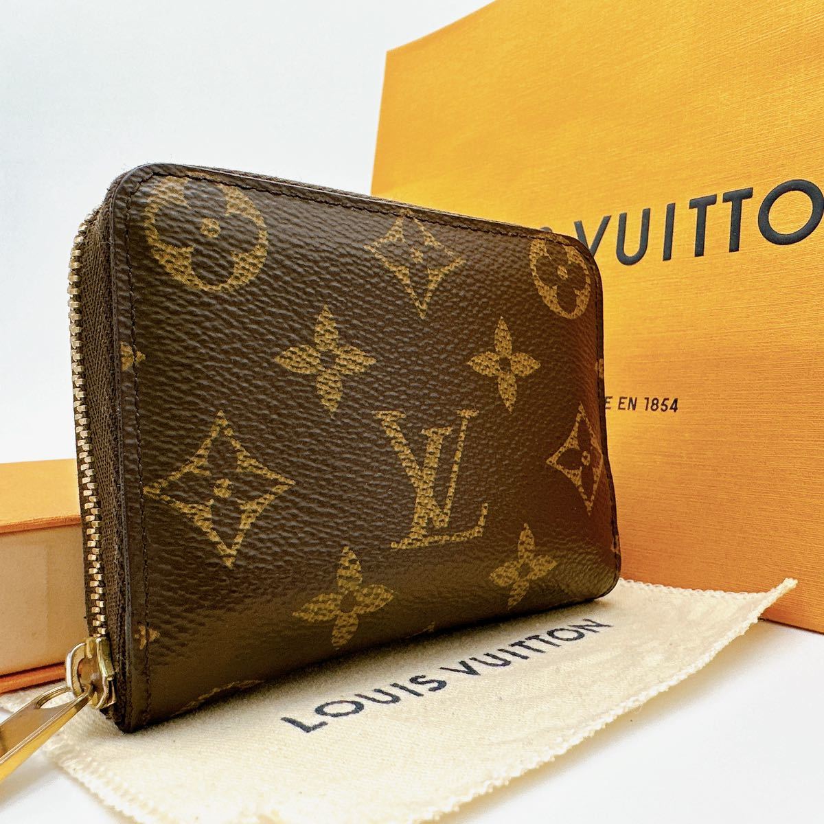 A1443【極美品】LOUIS VUITTON ルイヴィトン モノグラム ジッピー
