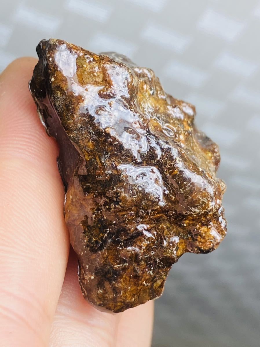 ヤフオク! - パラサイト隕石 34.8g 隕石 メテオライト セリコ