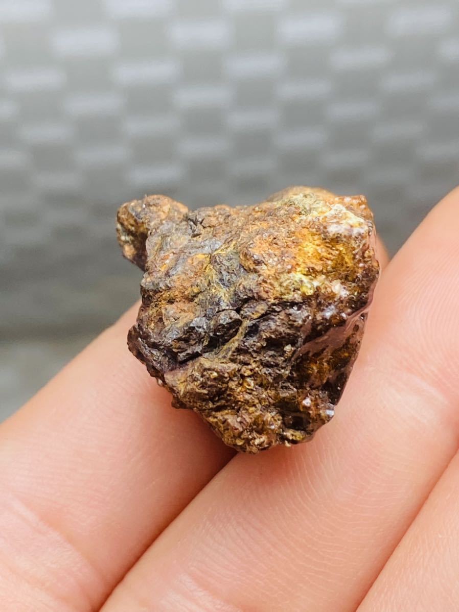 パラサイト隕石 18g 隕石 メテオライト セリコ隕石 希少 宇宙パワー セリコ隕石 高品質隕石 幸運 開運 浄化 仕事運 金運up 石鉄隕石の画像5
