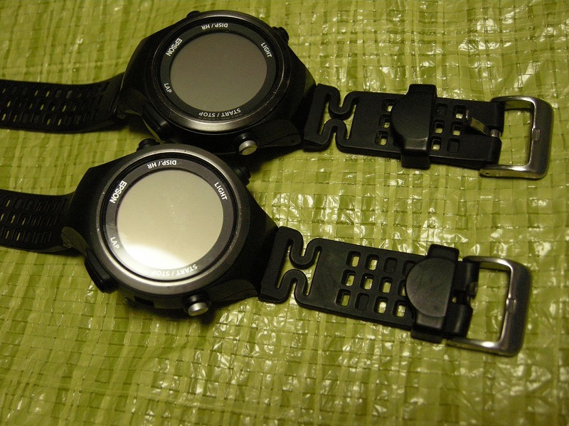  Epson спорт часы профессиональный б/у обычно. здоровье управление и т.п. все в одном часы корпус 2 шт зарядное устройство 1 шт обычный использование простой проверка 