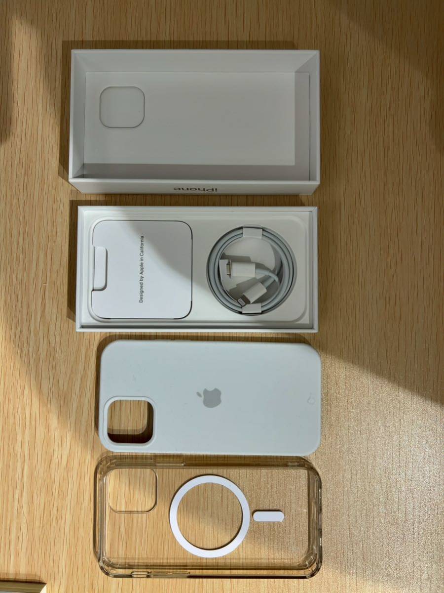 【美品 送料無料】iPhone 12 White 64GB SIMフリー オマケありの画像4