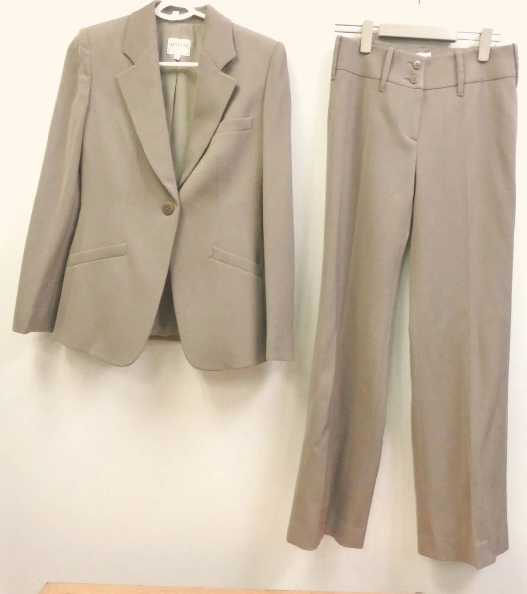 ARMANI COLLEZIONI レディース セットアップ ジャケット パンツ-