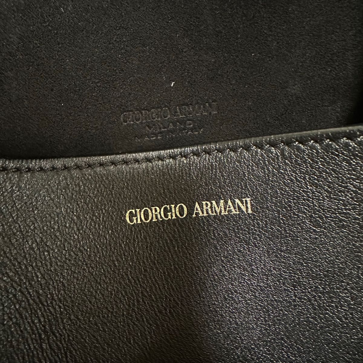 GIORGIO ARMANI ジョルジオ・アルマーニカーフスキン ブラックレザー　バッグトートバッグ　ショルダーバッグ