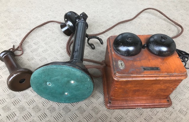 * past repair settled 2 number automatic type desk telephone machine past disassembly service completed modular jack war front Taisho Showa era the first period antique telephone machine black telephone Tonari no Totoro 