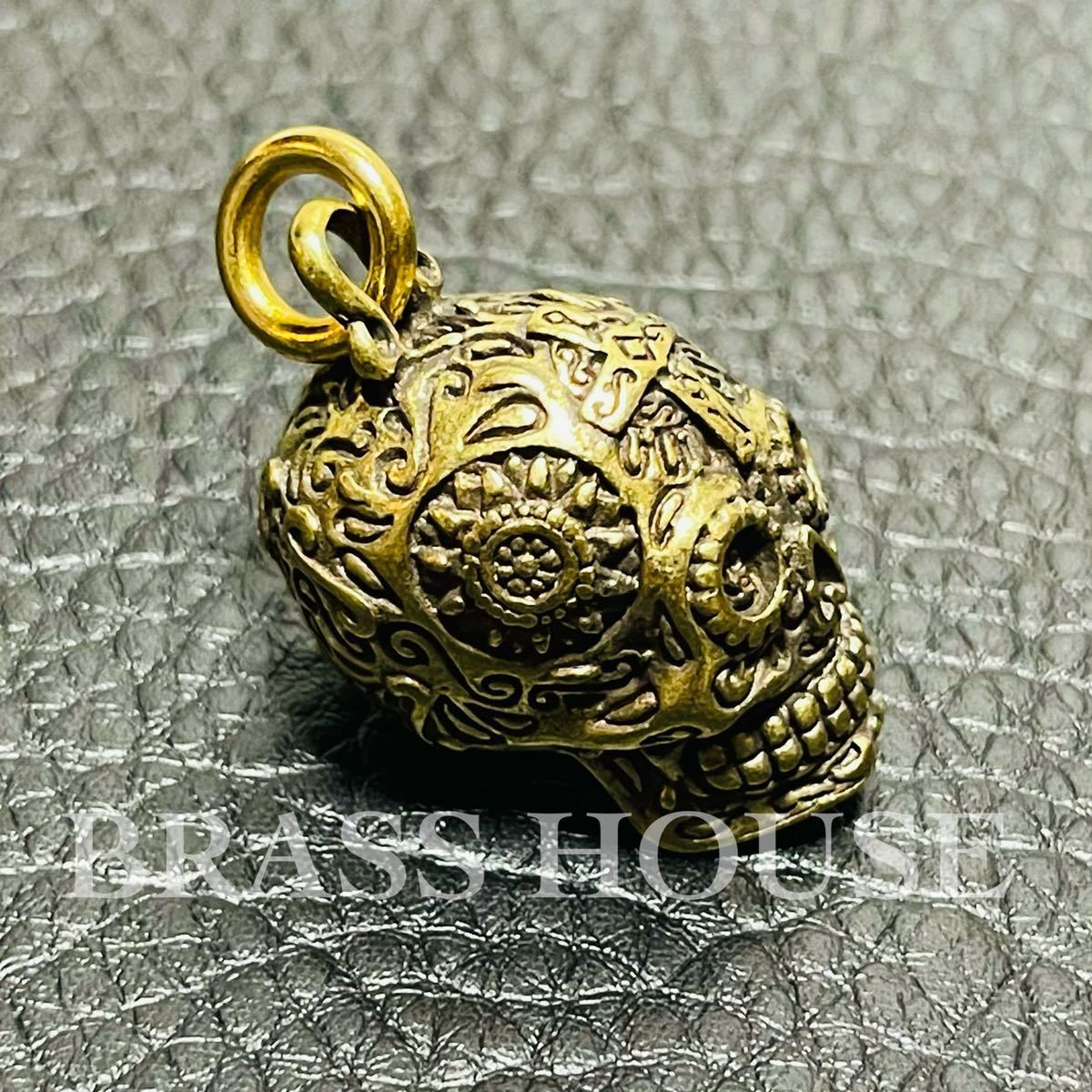 A4 brass made skull key holder meki deer n Skull . person. day li member mi-gaikotsu key ring necklace brass bike Gold 