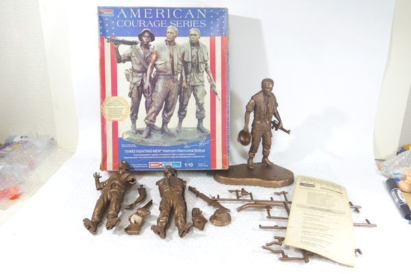 D51* Junk monogram Washington Vietnam war war . person ...3 person. .. start chu- plastic model ornament model monogram the US armed forces abroad sending :F/80