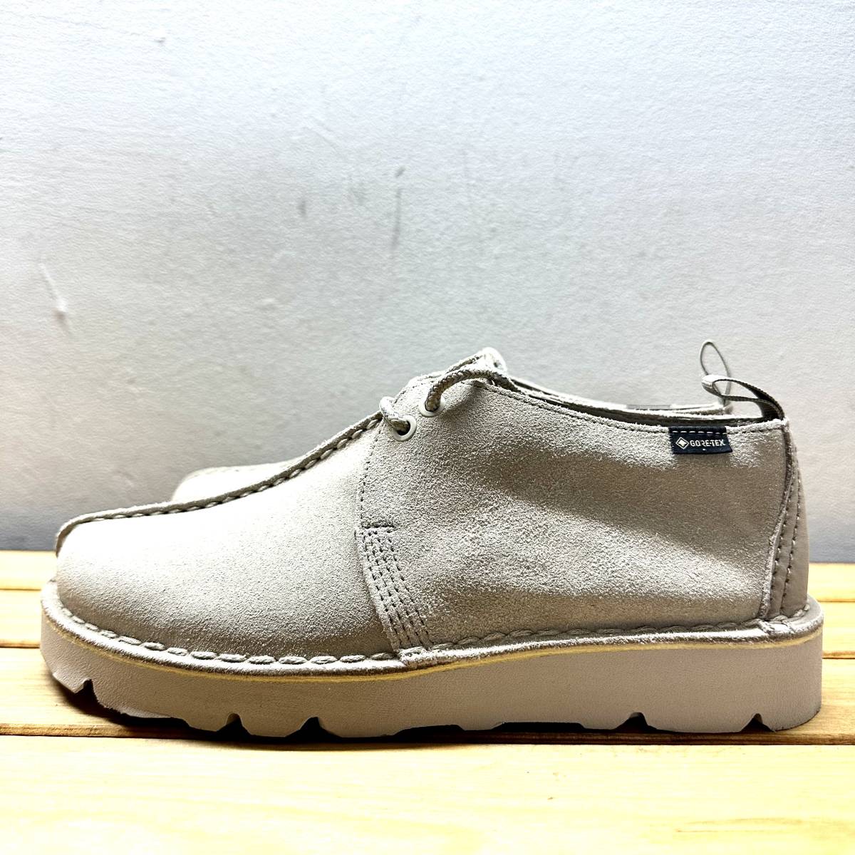 極美品 箱有 変え紐付 CLARKS Desert TrekGTX デザートトレック