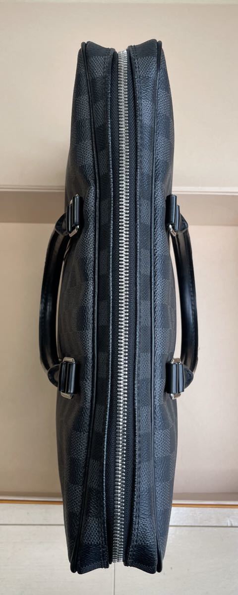 Louis Vuitton PDV PM ダミエ・グラフィットブリーフケース