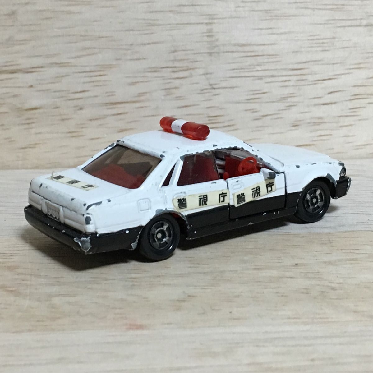 トミカ 58 日産 セドリック Y31 パトロールカー パトカー 絶版 廃盤 赤箱 警察 ニッサン NISSAN グロリア シーマ 緊急車両 TOMY CEDRIC 31_画像2