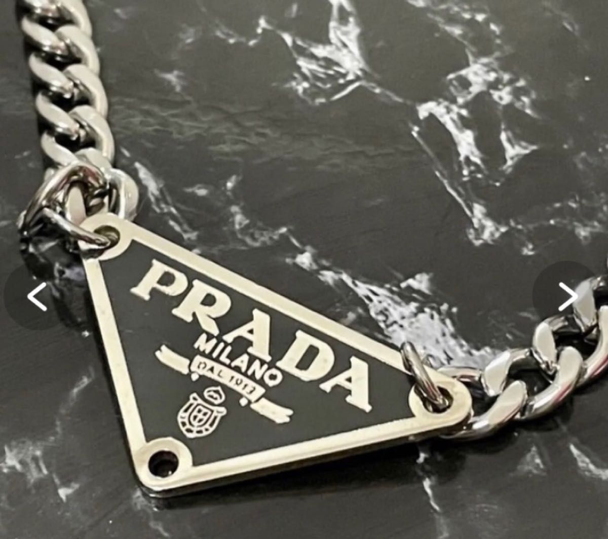 プラダ PRADA ネックレス ノベルティ プレート ロゴ|Yahoo プラダ PRADA ネックレス ノベルティ プレート ロゴ|Yahoo