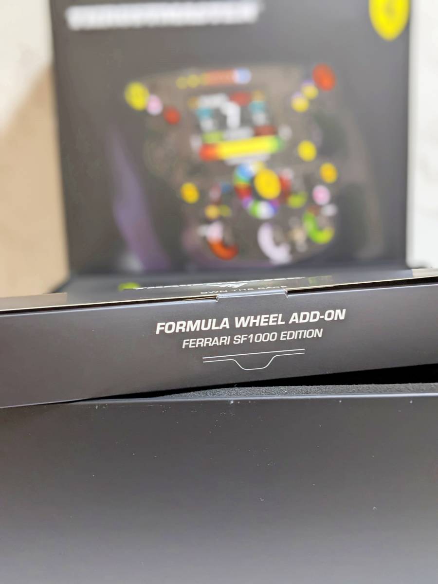 【新品・未使用】Thrustmaster/スラストマスター Formula Wheel Add-On Ferrari SF1000 Edition/ホイール ハンドル コントローラー