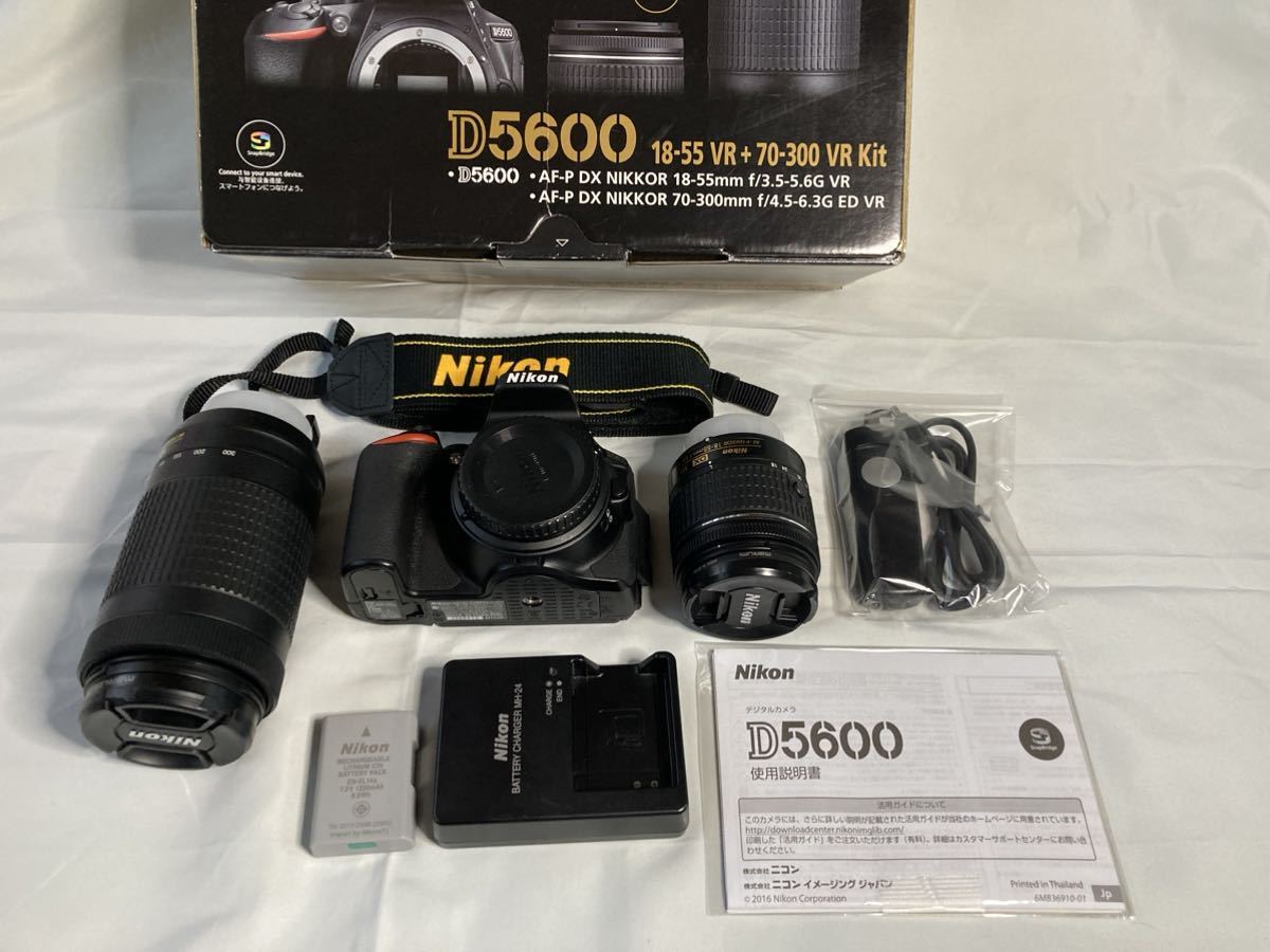 NIKON ニコン D5600 ダブルズームキット 中古美品