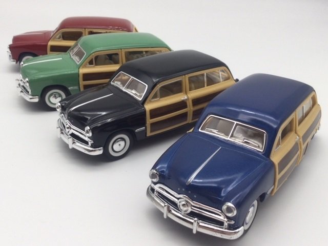 1台売り ブルー 1/40 1949 Ford Woody Wagon ミニカー フォード ウッディ ワゴン 車 プルバック おもちゃ インテリア 外車_画像3