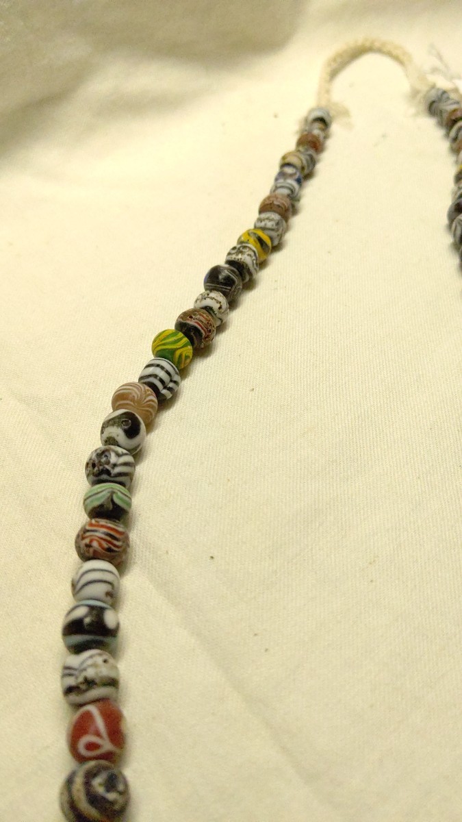 стул Ram бисер маленький шар полосный 64 шт бисер общая длина 49.5cm tonbodama ala Beth k Tang . узор перо стекло бисер стул Ram шар . какой . документ sama узор