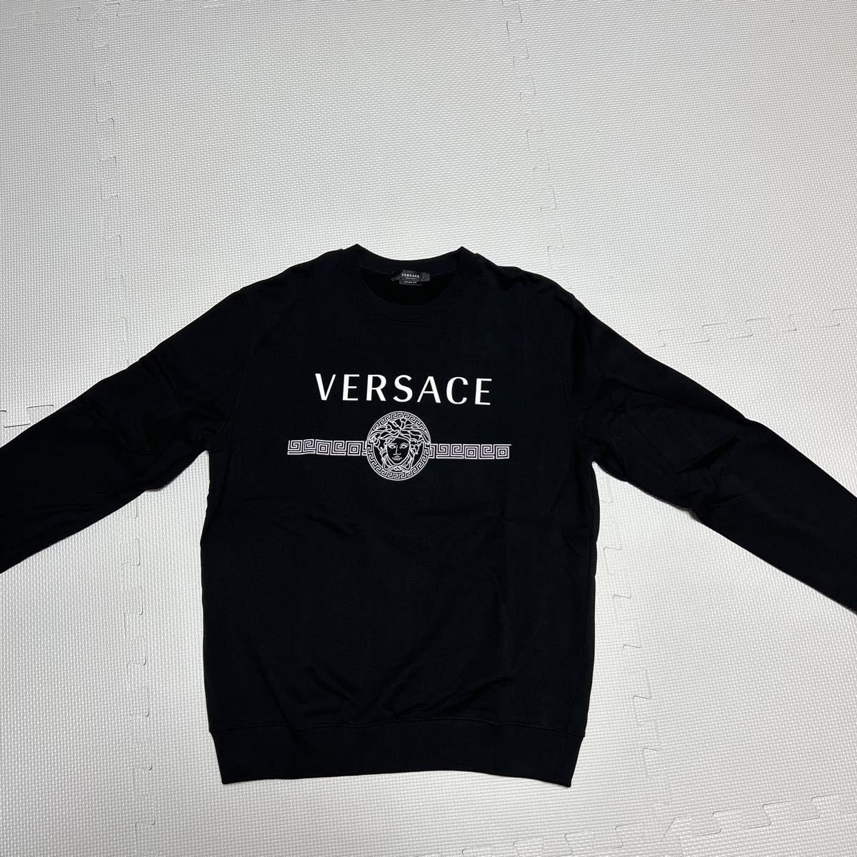 国際ブランド】 トレーナー ベルサーチ ヴェルサーチ VERSACE