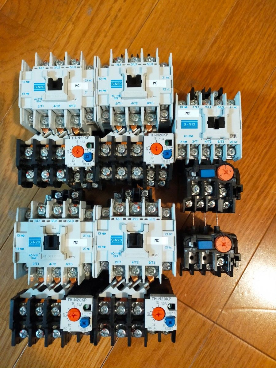 電磁接触器 電磁開閉器 マグネットスイッチ 三菱 サーマルリレー 電磁接触器 電磁開閉器 マグネットスイッチ 三菱 サーマルリレー