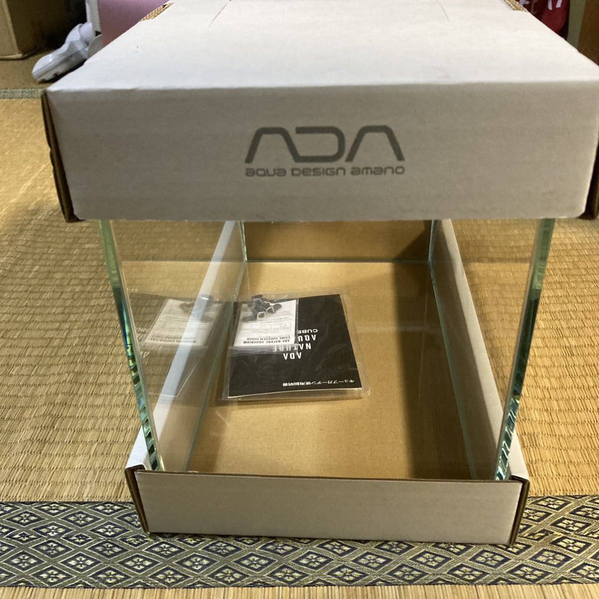 新品 アクアリウム ガラス水槽 ADA キューブガーデン 30×18×24 新品 アクアリウム ガラス水槽 ADA キューブガーデン 30×18×24