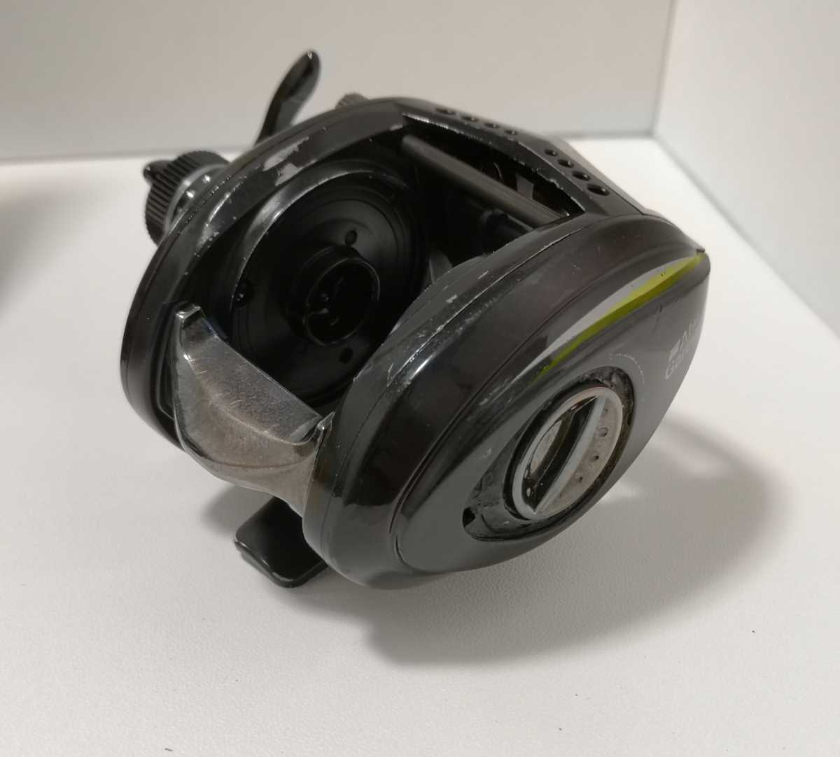 定番の中古商品 REVO 【2940k】ABU AE74 訳あり 左 ボディのみ レーシング アブガルシア 定番の中古商品 REVO 【2940k】ABU AE74 訳あり 左 ボディのみ レーシング アブガルシア