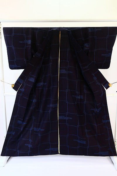 再入荷国産】 ヤフオク! - 美品 逸品 結城紬 八十亀甲 単衣 バチ衿 藍