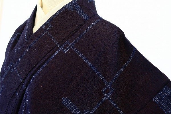 再入荷国産】 ヤフオク! - 美品 逸品 結城紬 八十亀甲 単衣 バチ衿 藍