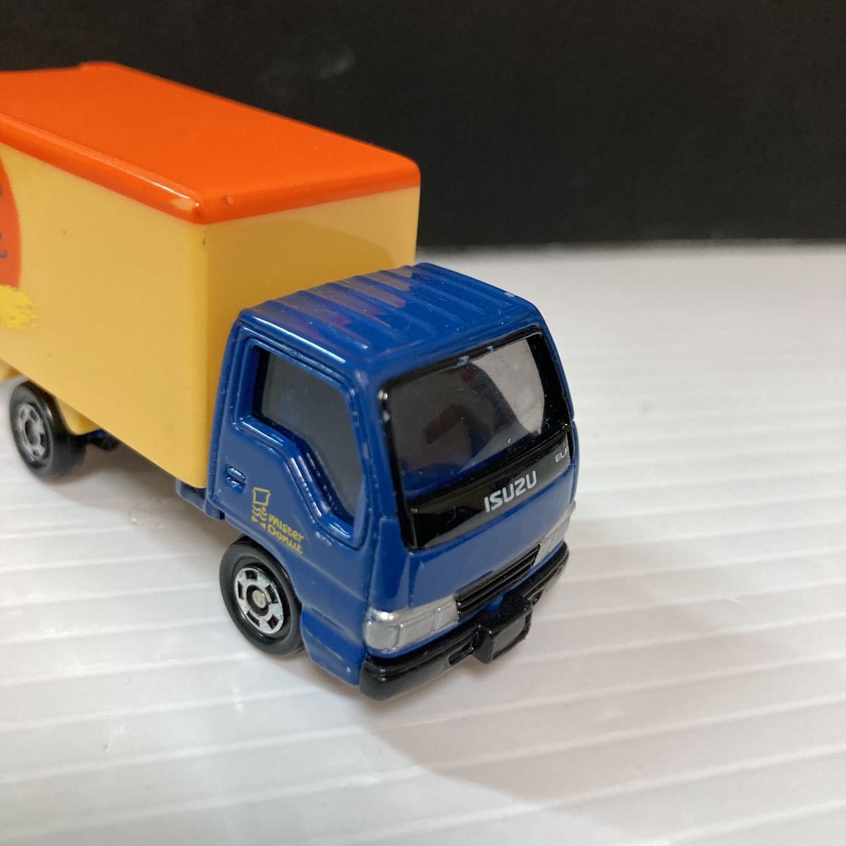 トミカ　いすゞ　エルフ ミスタードーナツ　配送車　赤箱　TOMY 絶版　TOMICA トミカタウン　いすゞエルフ　限定_画像6