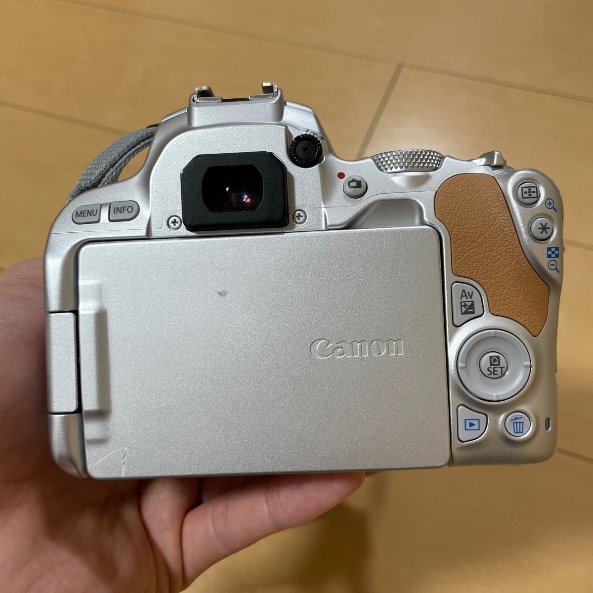 本日限定値下げCanon一眼レフ Canon EOS kiss x9 | www