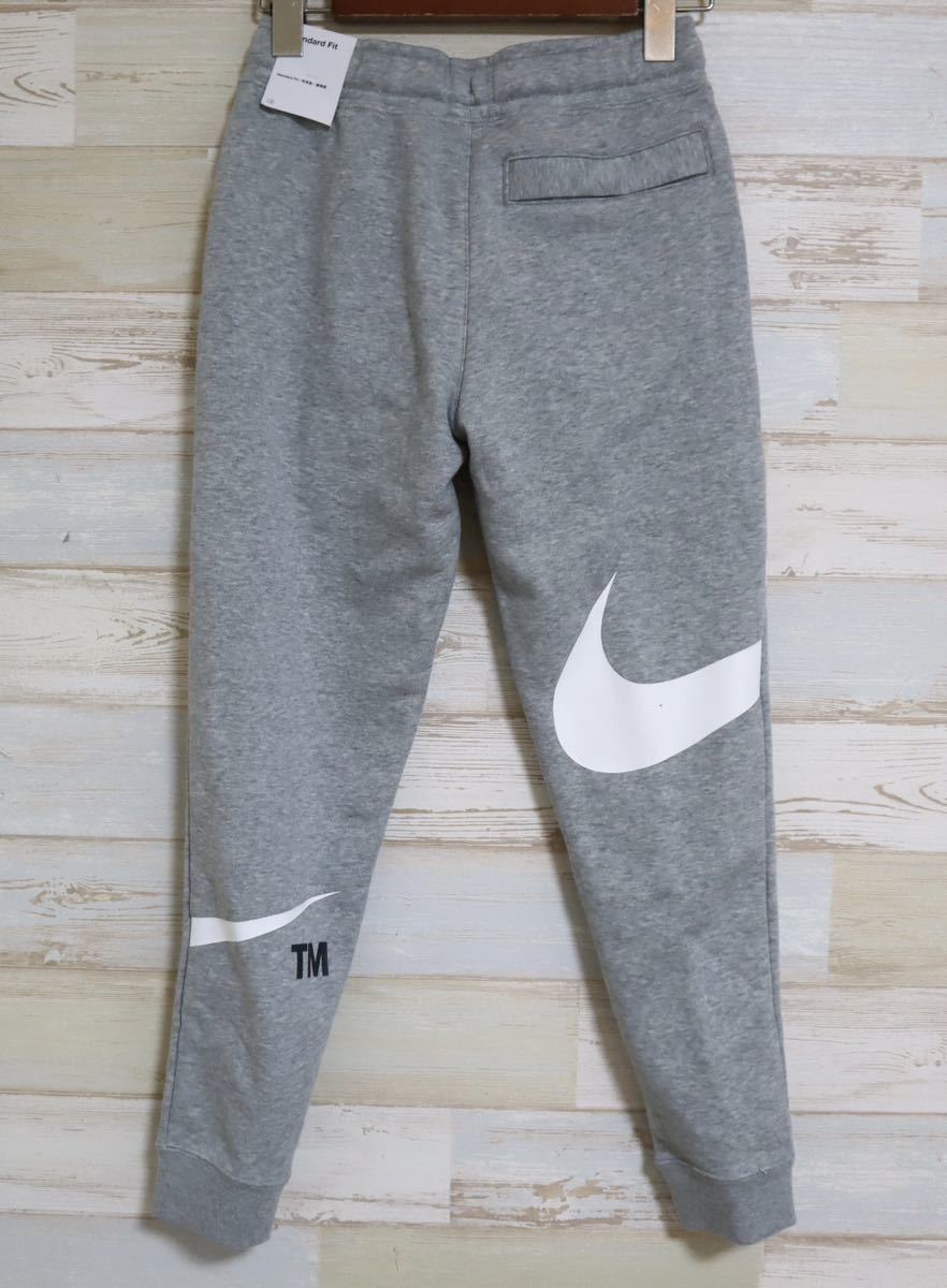 新品 140㎝ NIKE ナイキ ビッグスウッシュ スウェット クルーネック