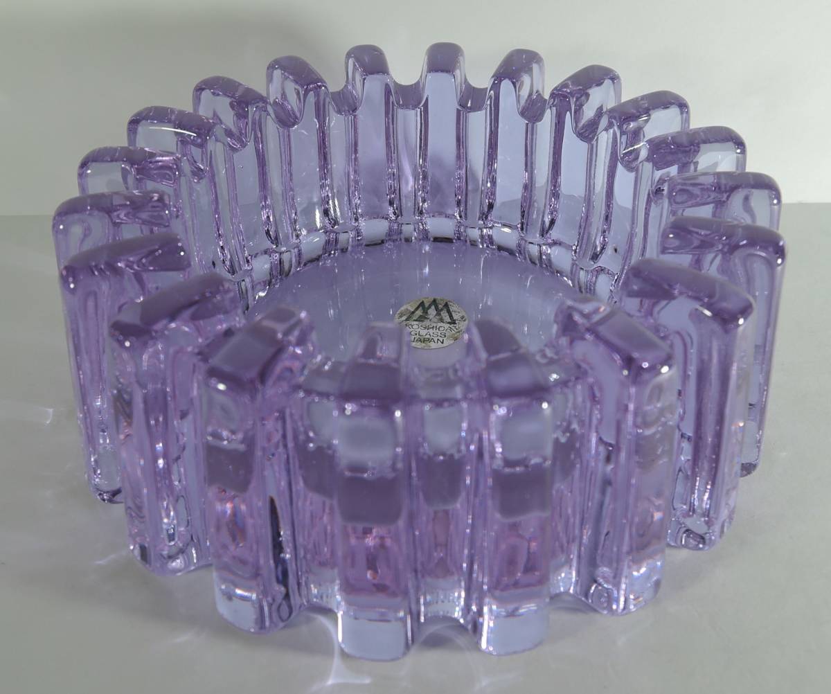 ☆04J■越田ガラス　KOSHIDA　GLASS　ガラス製　　薄い紫/水色　灰皿■光源により色が変わります_画像1