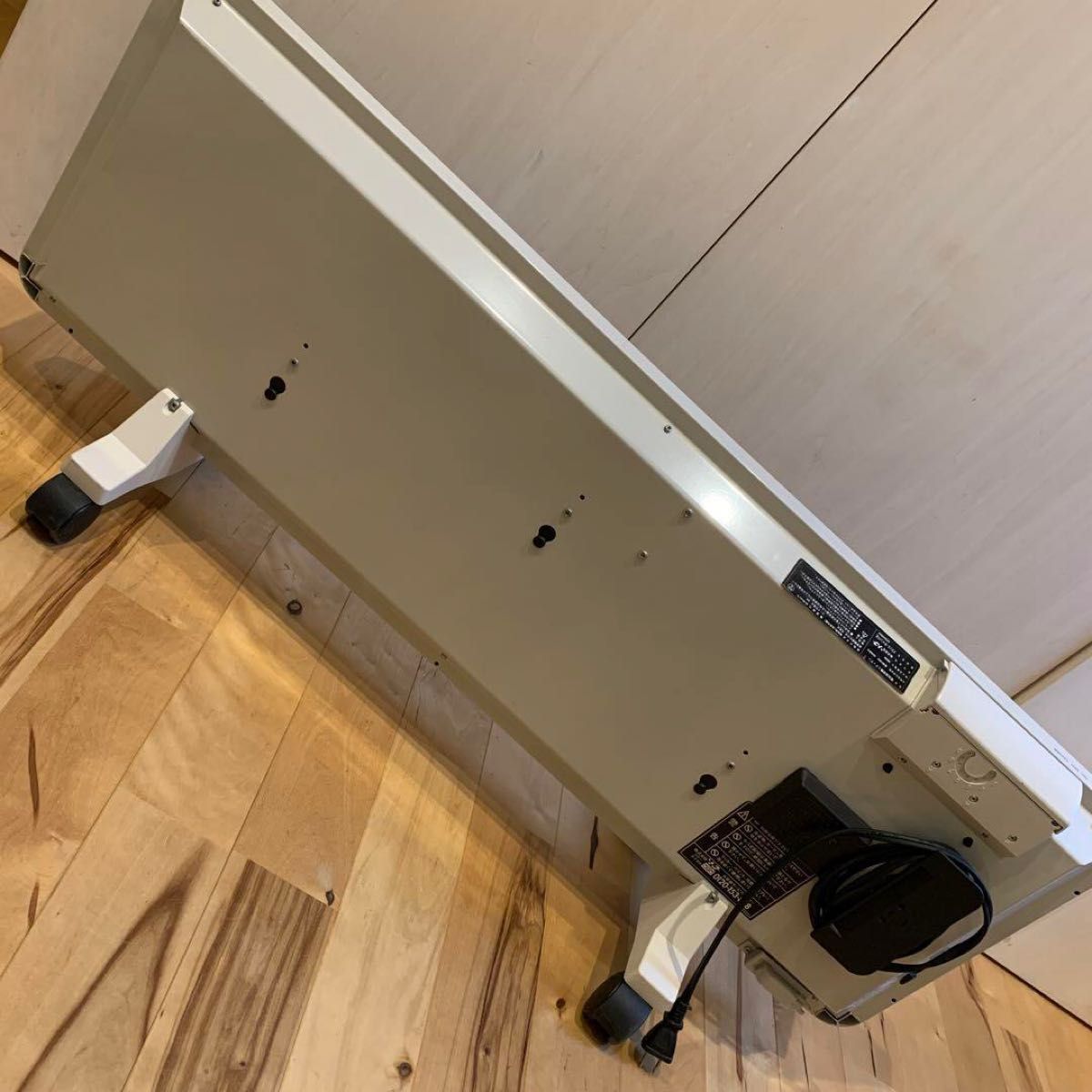 CAMPA キャンパ電気暖房機 ミディアンパネルヒーター ホワイト CAMPA キャンパ電気暖房機 ミディアンパネルヒーター ホワイト