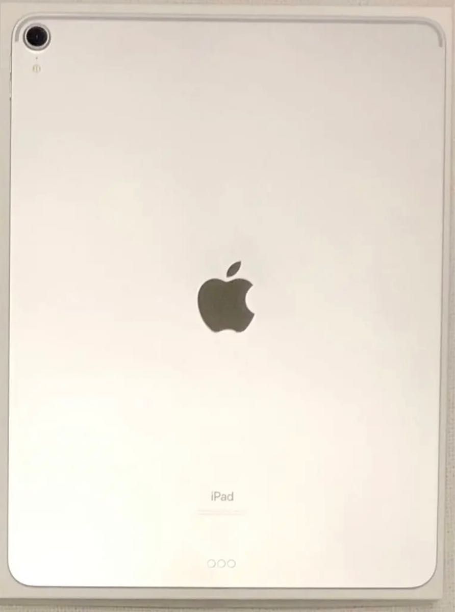 通販 人気】 Pro 11インチ 128GB iPad iPad シルバー Pro Wi-Fiモデル