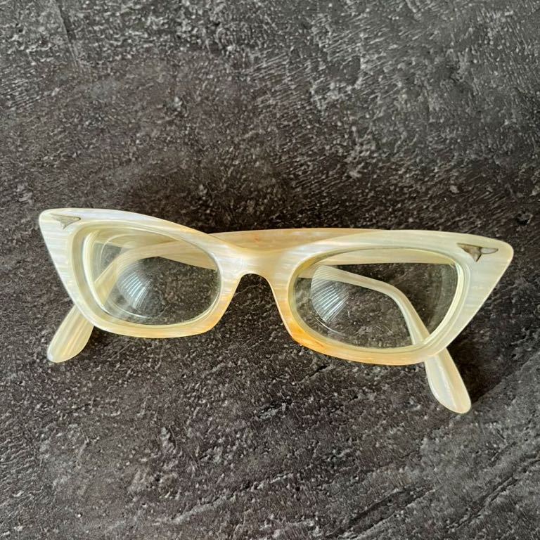 ビンテージ 1950s 1960s SWAN USA キャットアイ サングラス 当時物 メガネ 眼鏡 アメリカ スワンズ ホワイト アイボリー タート レイバン
