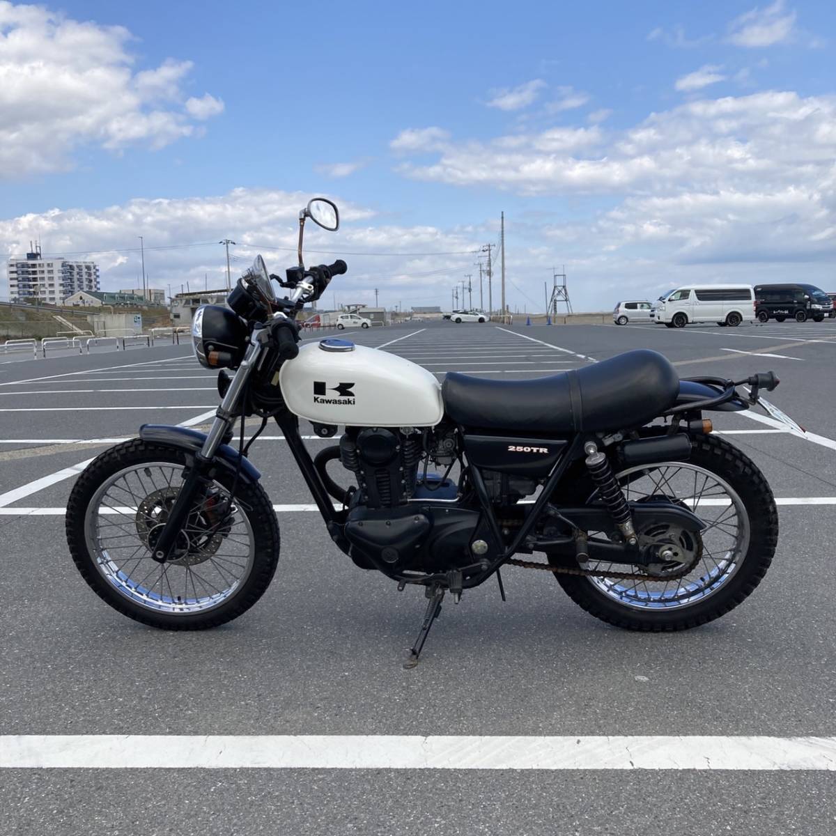 「Kawasaki　カワサキ　250TR」の画像1