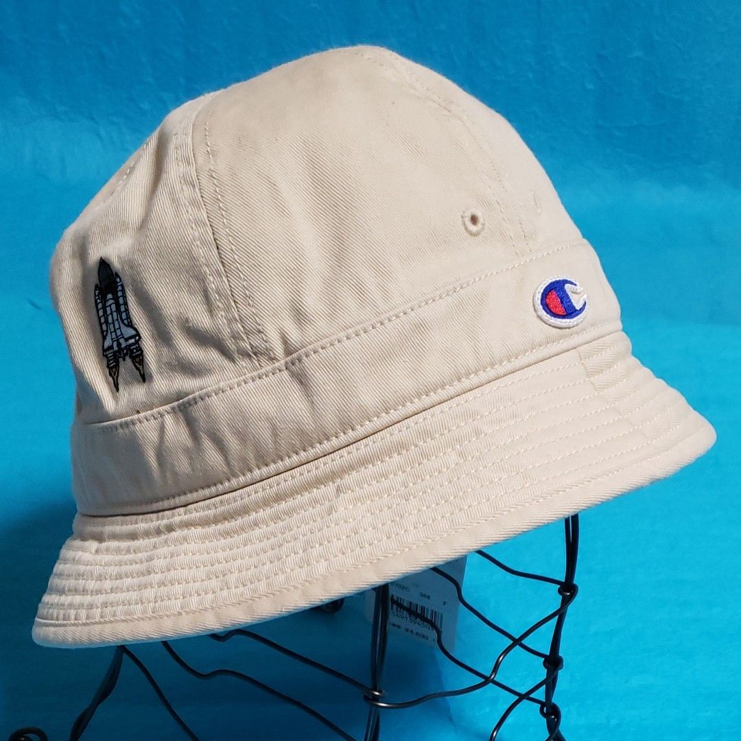 新品 Champion チャンピオン サファリハット 帽子 ロゴ 宇宙 ハット 綿 ベージュ フリー 58cm 未着用 タグ付き