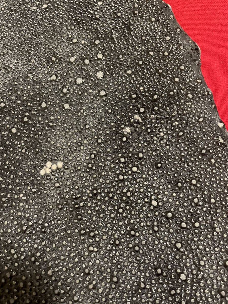 なサイズと 少々訳あり【梅花皮 カイラギ】黒 約90cm スタースティング