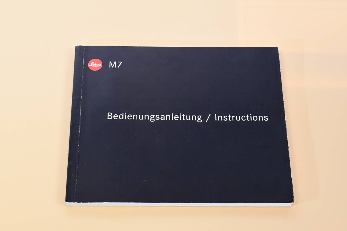 ★美品★ Leica ライカ M7 カメラ 取扱説明書 ドイツ語・英語版 (kr-568) _画像1