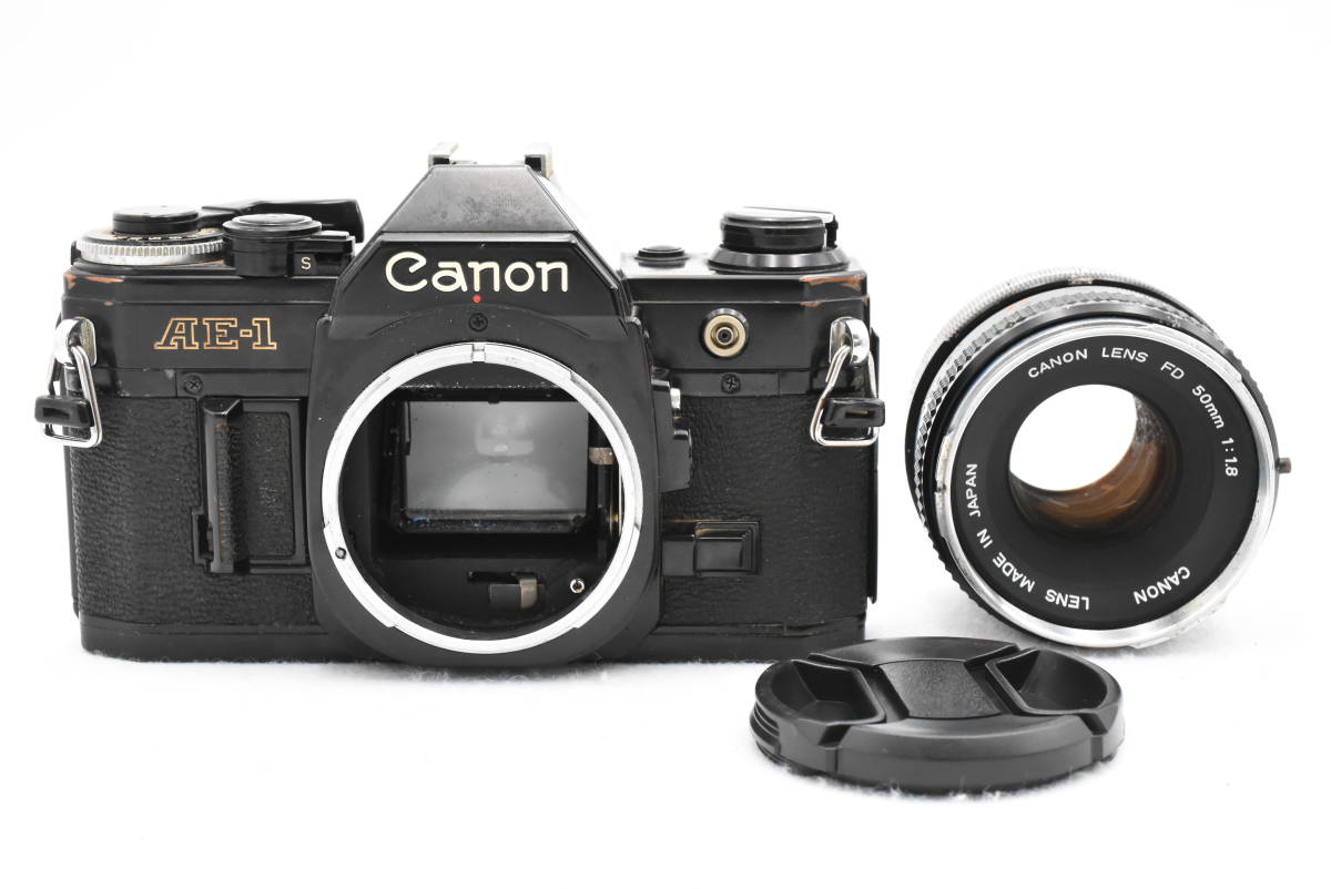 Canon キヤノン AE-1 ブラック フィルム一眼レフカメラ ボディ + FD 50mm F1.8 レンズ (t3072)_画像1