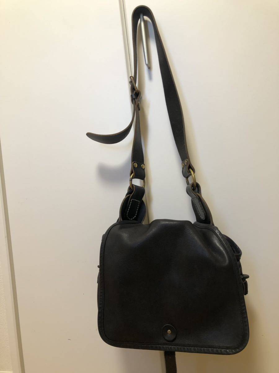Le Sac du Berger(ルサックドゥベルジュ)レザーショルダーバッグ
