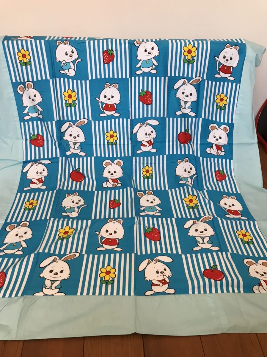  on quilt sheet 1 sheets only! rare new goods unused Showa Retro pop cotton 100% cloth cloth is gire old cloth baby hand made birth preparation newborn baby 3