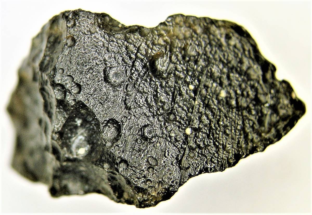 隕石の仲間 インドシナイト タイ産（Ｂ）の画像1