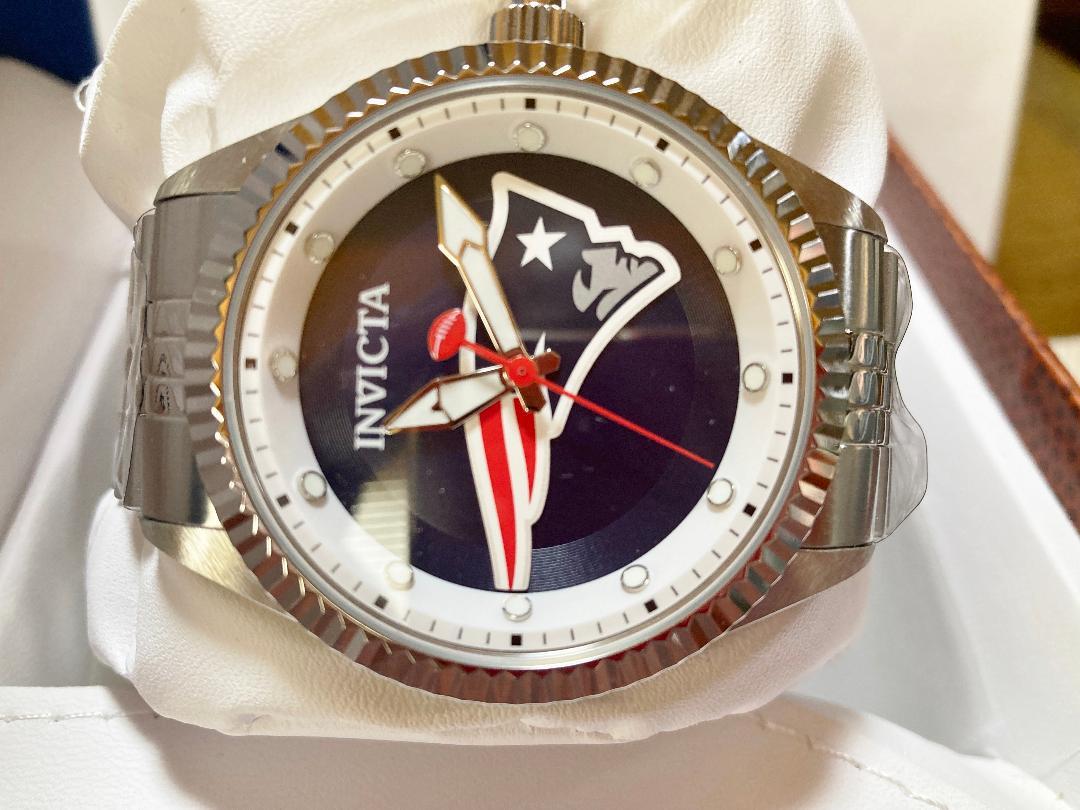 超爆安 NFL☆ペイトリオッツ☆シルバーブレス☆Invicta☆新品正規品