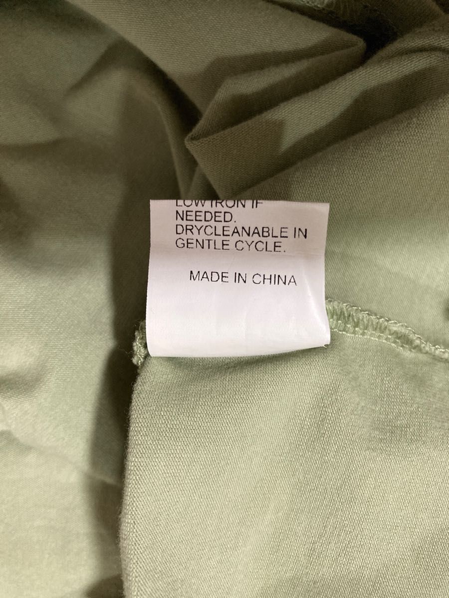 Dazy デイジー Tシャツ 半袖 カットソー トップス(used・普通使用感)Mサイズ、オリーブ グリーン