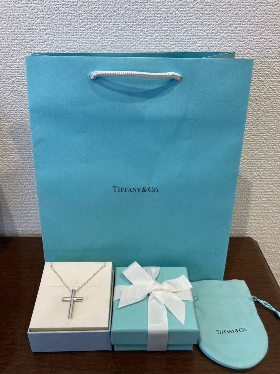 新品 正規品 ティファニー tiffany&co ネックレス　シルバー ダイヤモンド クロス ケース巾着紙袋リボン プレゼント 十字架 ダイアモンド